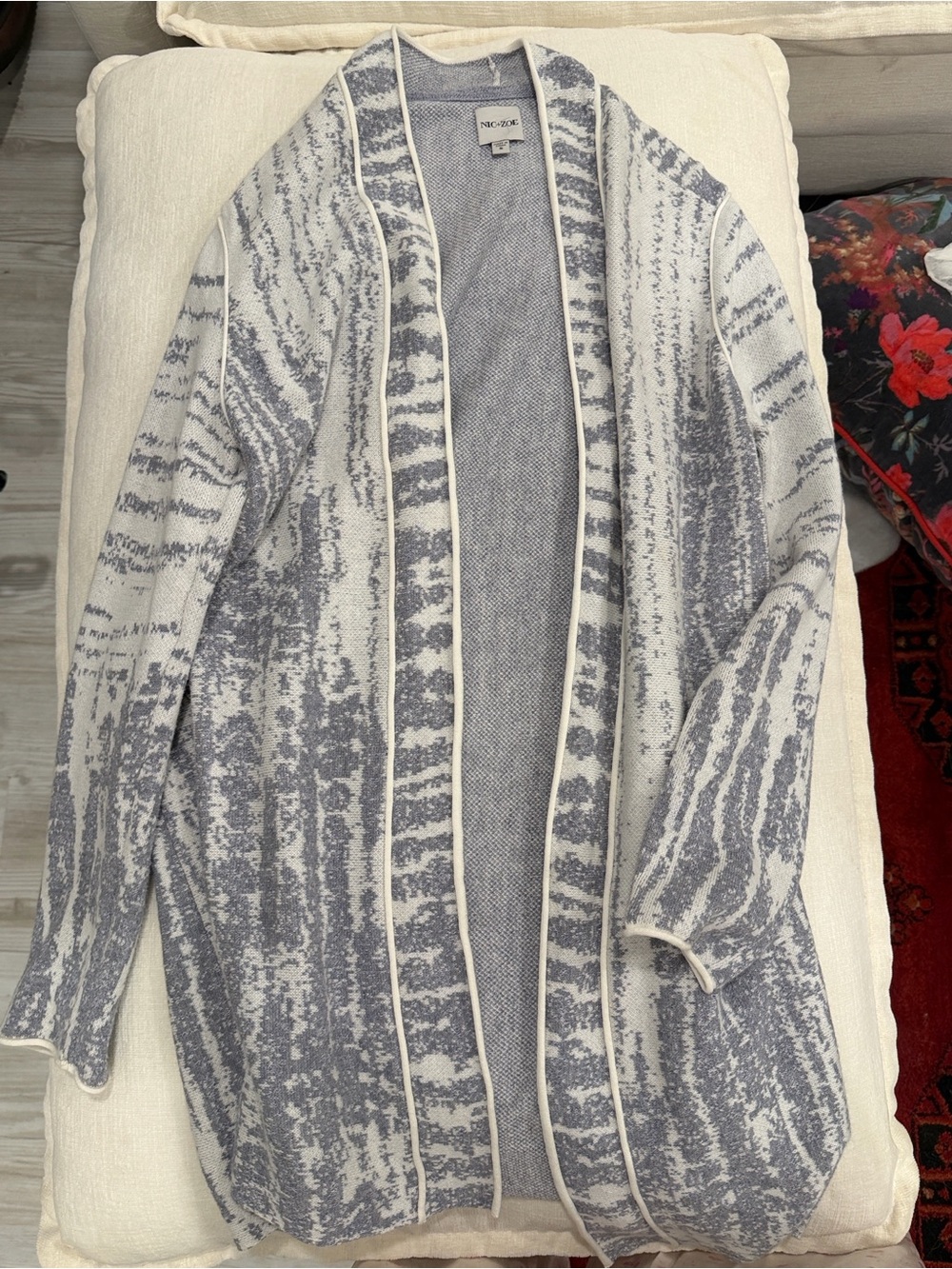 NIC+ZOE Open-Front Cream & Gray Patterned Knit Cardigan